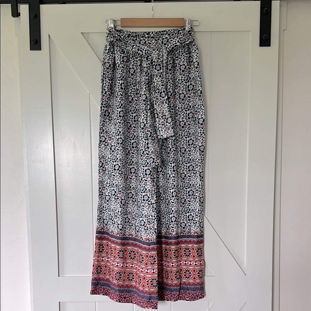 Sim & Sam wide leg floral pants with tie